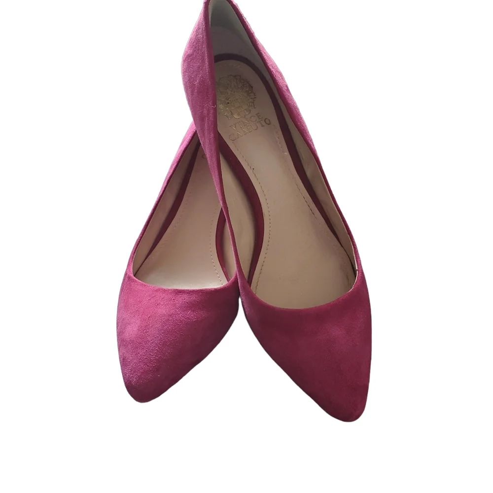 Vince Camuto purple faux suede 2½" heel shoes. 10M - Picture 2 of 10